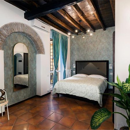 Quiet Trevi Fountain Apartment With Patio And Backyard Rome Exterior photo